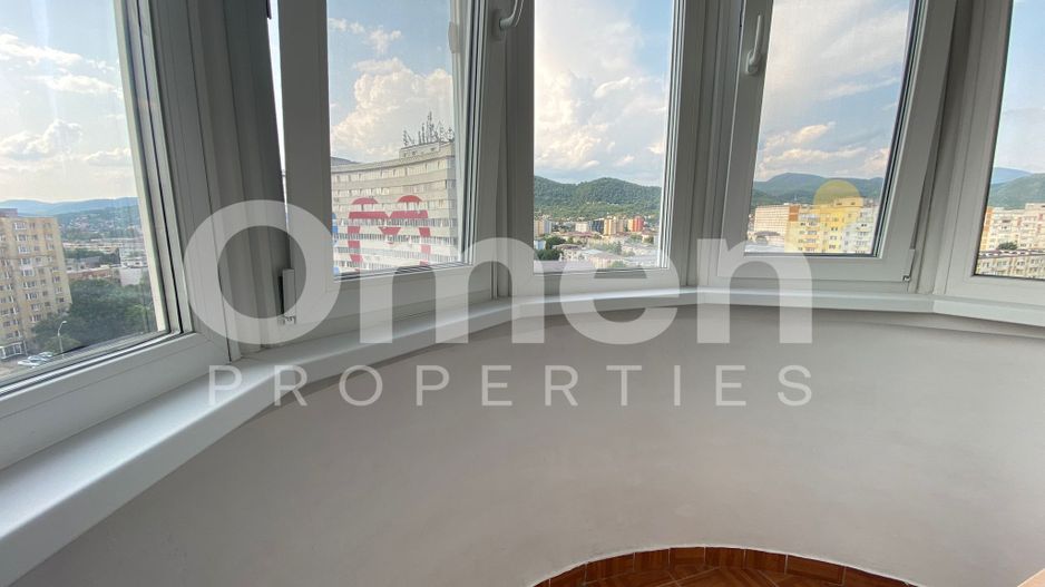 Apartament decomandat cu 2 camere, view superb, zona Semiluna - Poză 4