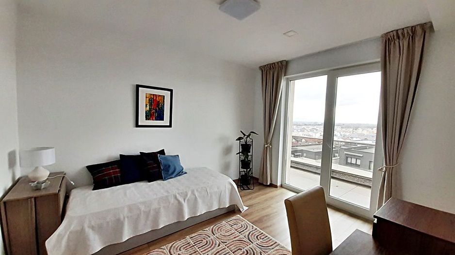 Penthouse cu 5 camere in URBAN PENTHA-zona Coresi - Poză 21