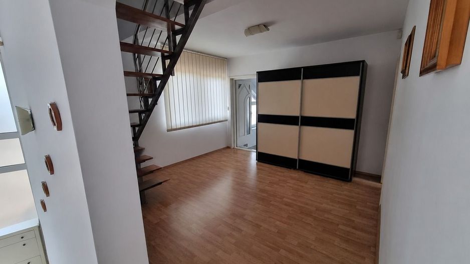 Casă spațioasă în Cristian, Brașov | 223 mp utili | teren 1.000 mp - Poză 11