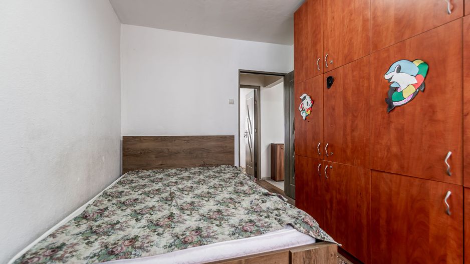 Apartament cu 3 camere, etaj 1 + loc de parcare pe Aleea Predeal - Poză 4