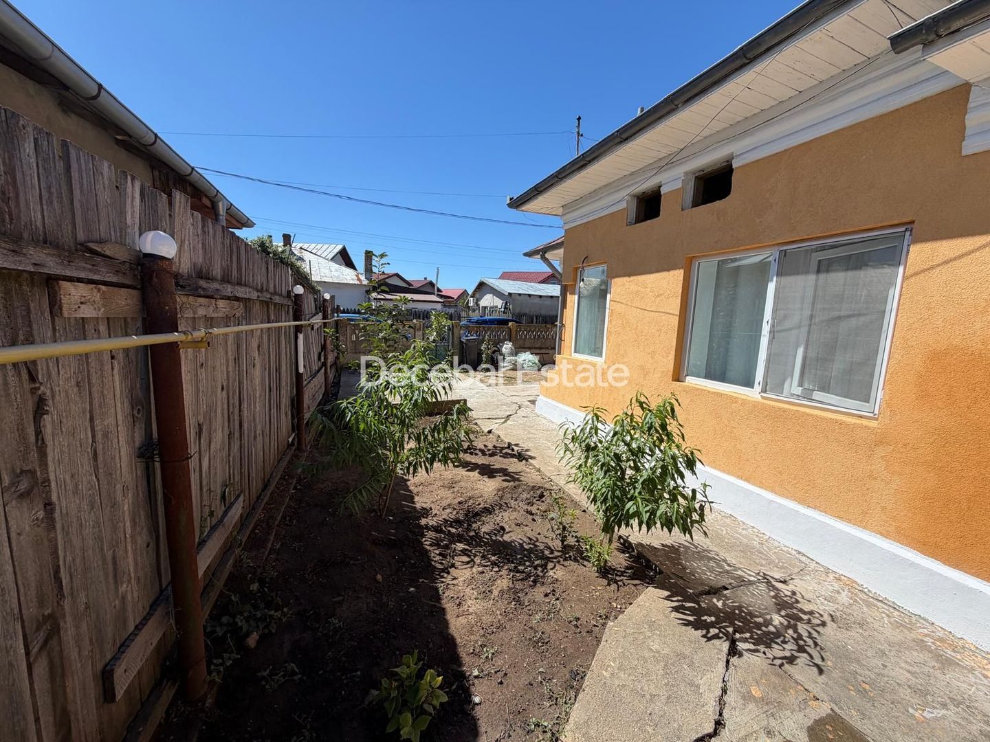 Casa berceni 105 mp utili mobilat , centru curte 425mp  gaze asfalt - Poză 14