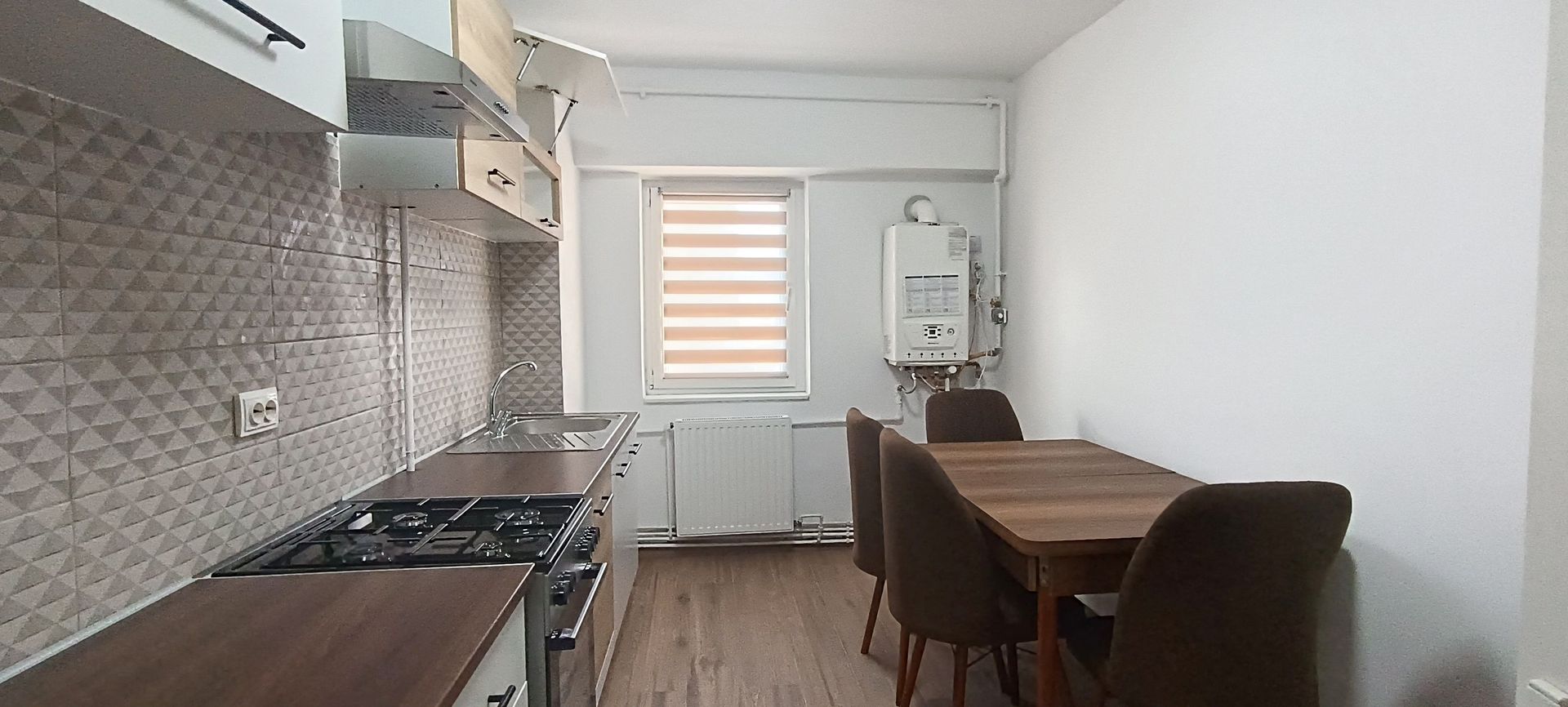 Apartament cu 2 camere, mobilat in blocul Onix-Grivitei - Poză 3