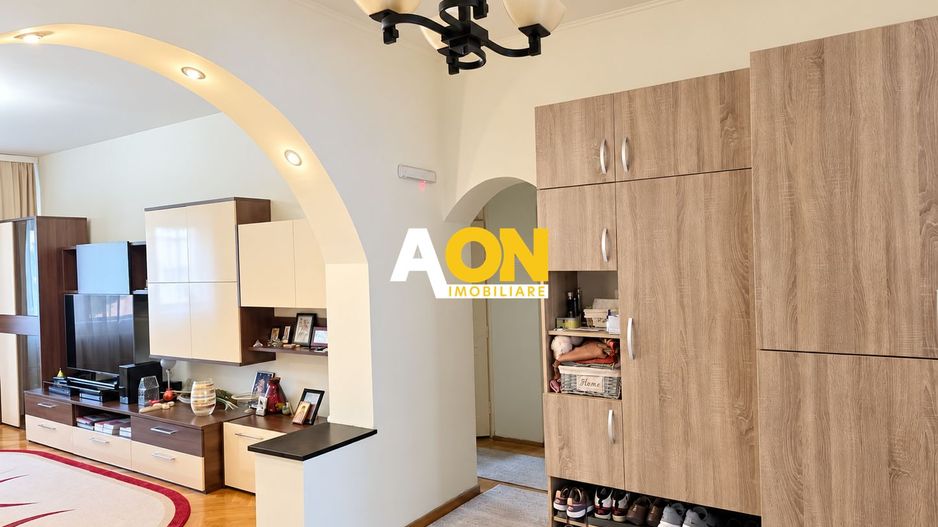 Apartament 4 camere, 102 mp utili,  etaj 2 + garaj + boxa, zona Closca - Poză 3