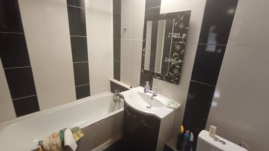 Apartament 2 camere decomandat Bloc 1982 - Metrou Dristor - Poză 5