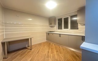 Vilă cu piscină și teren 563 mp, Dristor - Poză 13