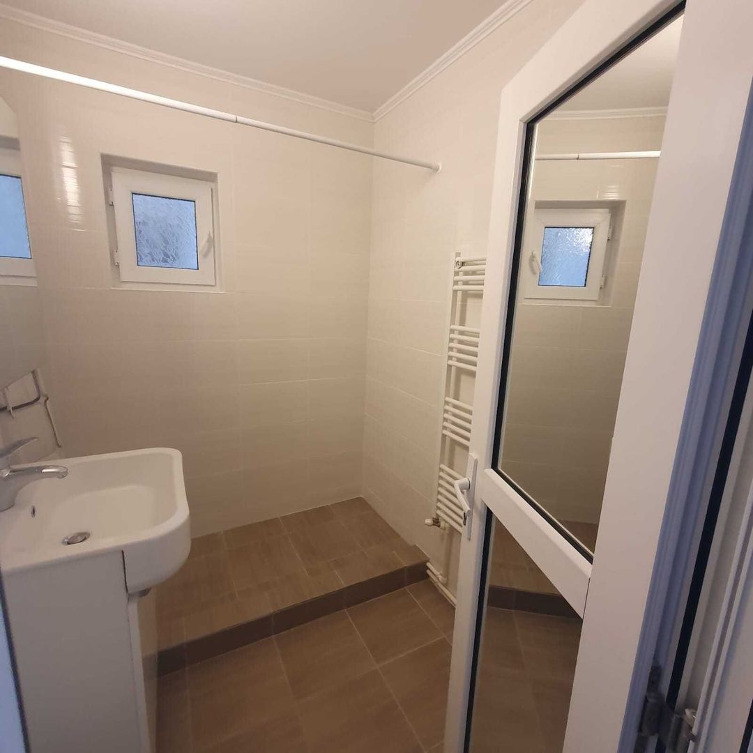 INCHIRIEZ APARTAMENT 2 CAMERE DECOMANDAT - GALATI (ZONA DOJA) - Poză 7
