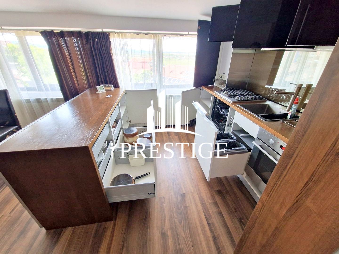 APARTAMENT 3 CAMERE TILIȘCA, PARCARE, STAȚIE ÎNCĂRCARE EV 22 kW - Poză 3