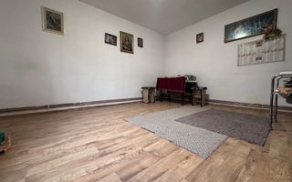 Vanzare casă frumoasă și bine întreținută, construcție 2009 in Colanu - Poză 9