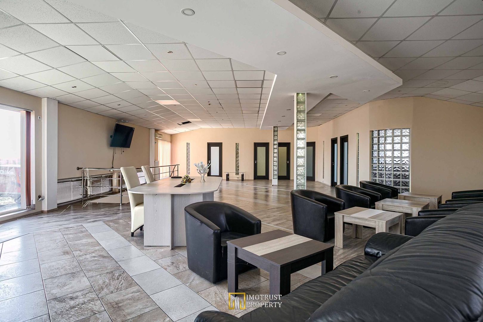 Inchiriere spatiu birouri modern – Horia, Arad – 123 mp - Poză 1