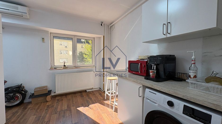 INCHIRIERE APARTAMENT 4 CAMERE | PIATA VICTORIEI - Poză 4