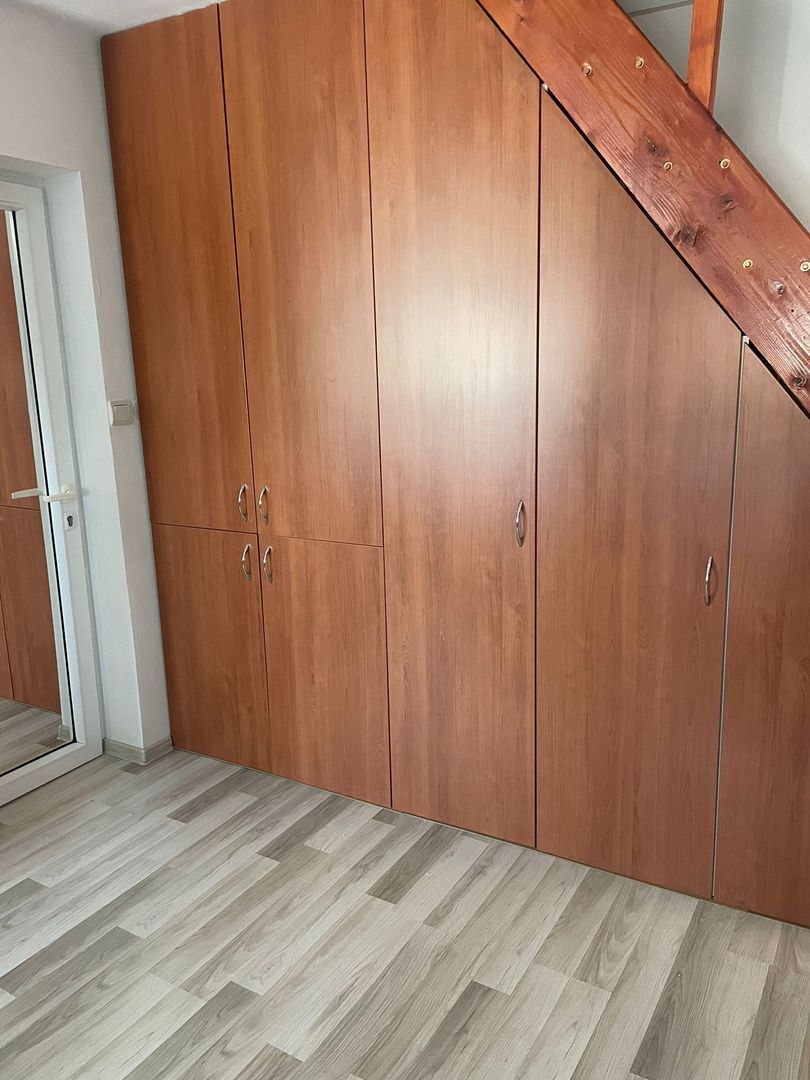 Apartament/mansardă 3 camere,Micro 17,utilat si mobilat - Poză 17