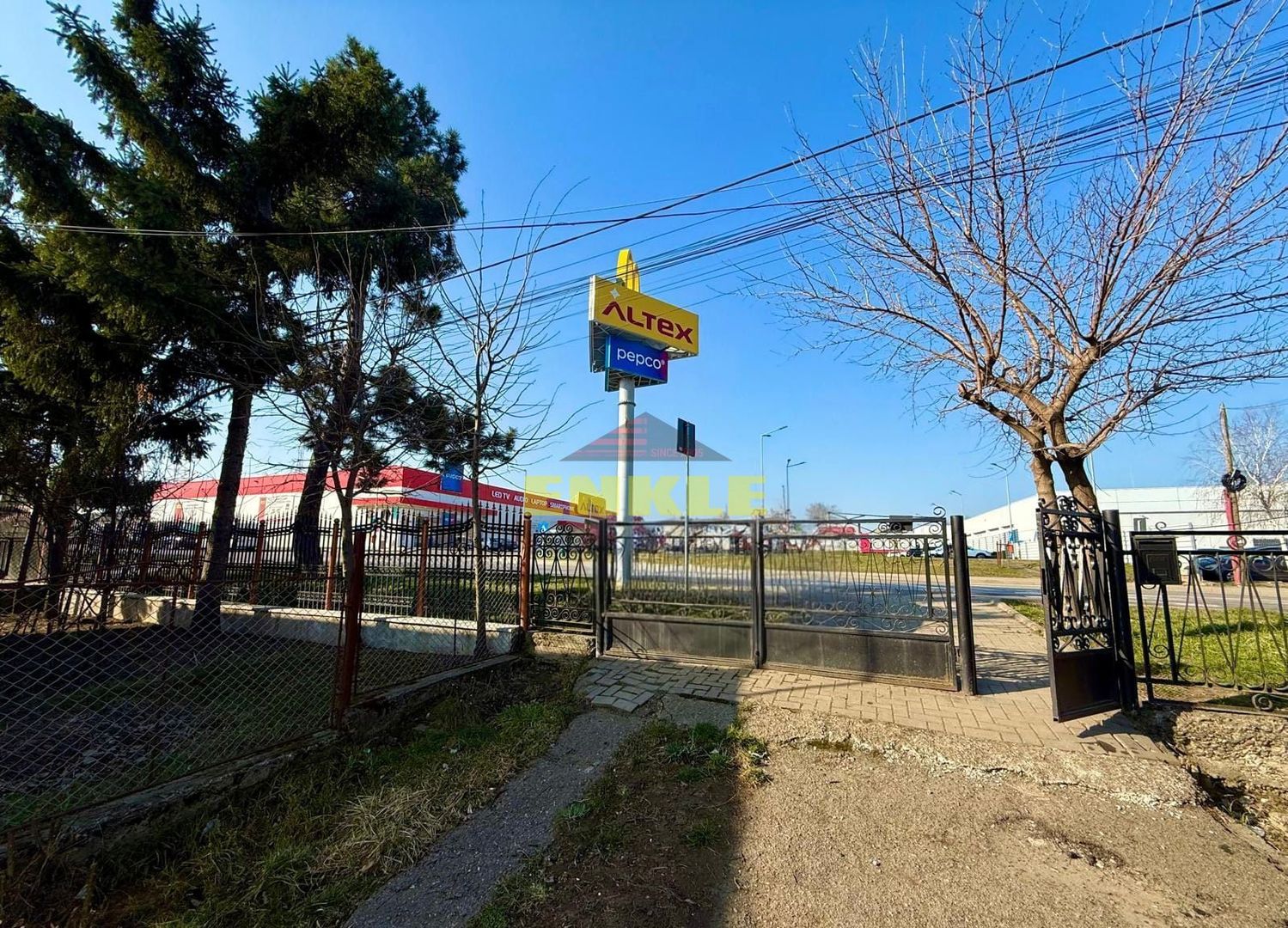 Vand sau inchiriez teren de 4500 mp Botosani zona mc Donalds ! - Poză 3