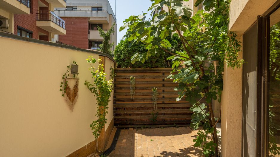 Apartament 3 camere superb si curte proprie Parc Herastrau - Poză 32