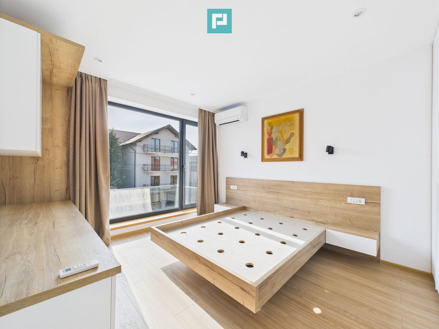 Casă modernă și elegantă, mobilată și utilată - Poză 11