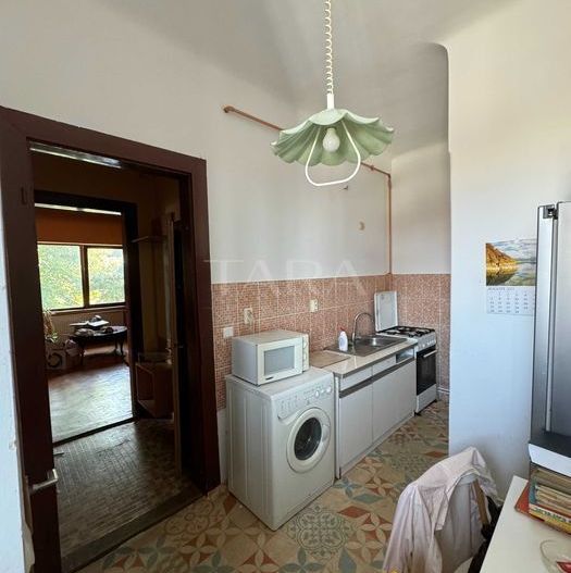 Apartament la casă, zona Piata Cipariu. - Poză 4