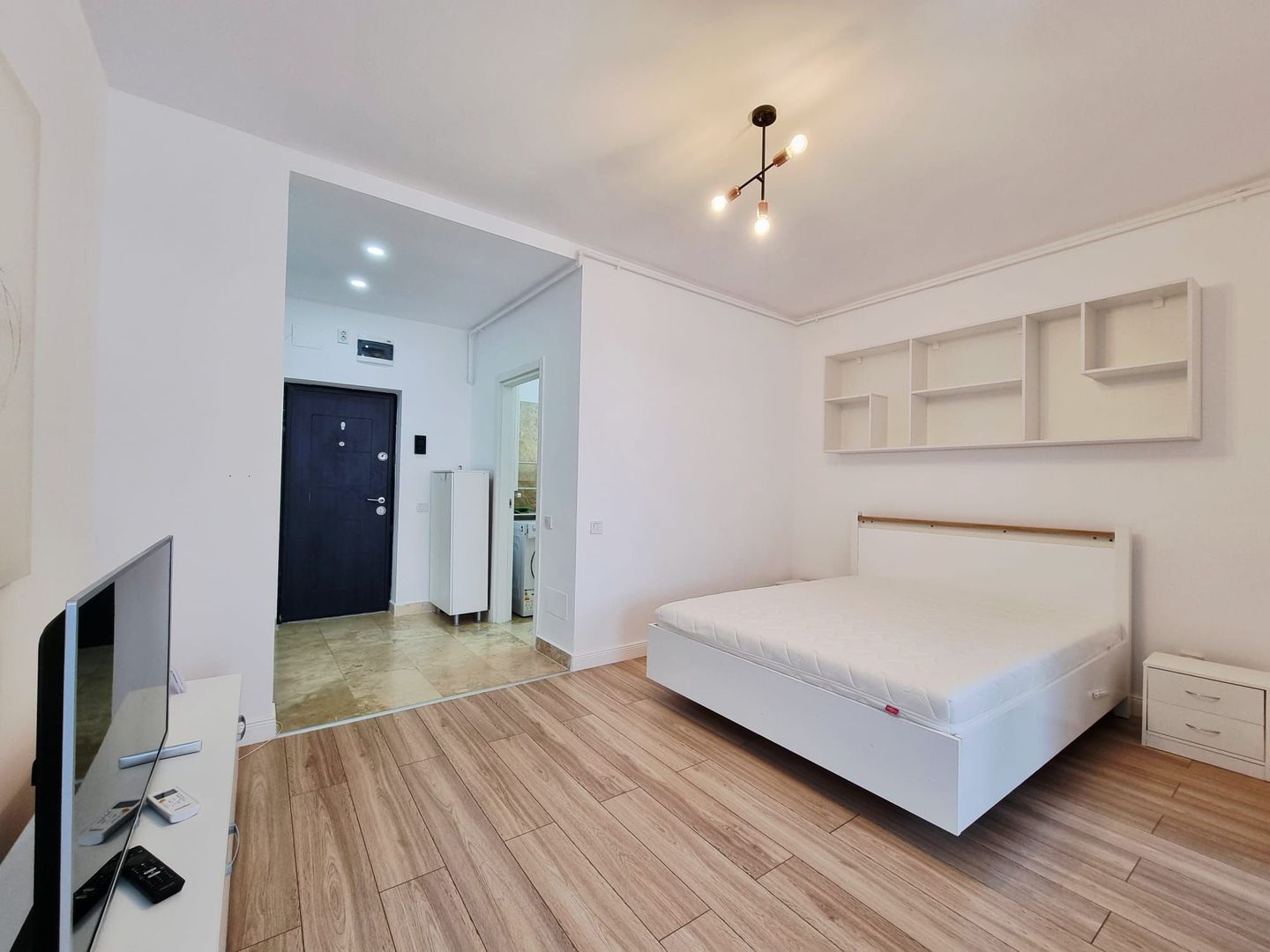 Garsoniera de inchiriat in complexul Avangarde Grande Village - Poză 5