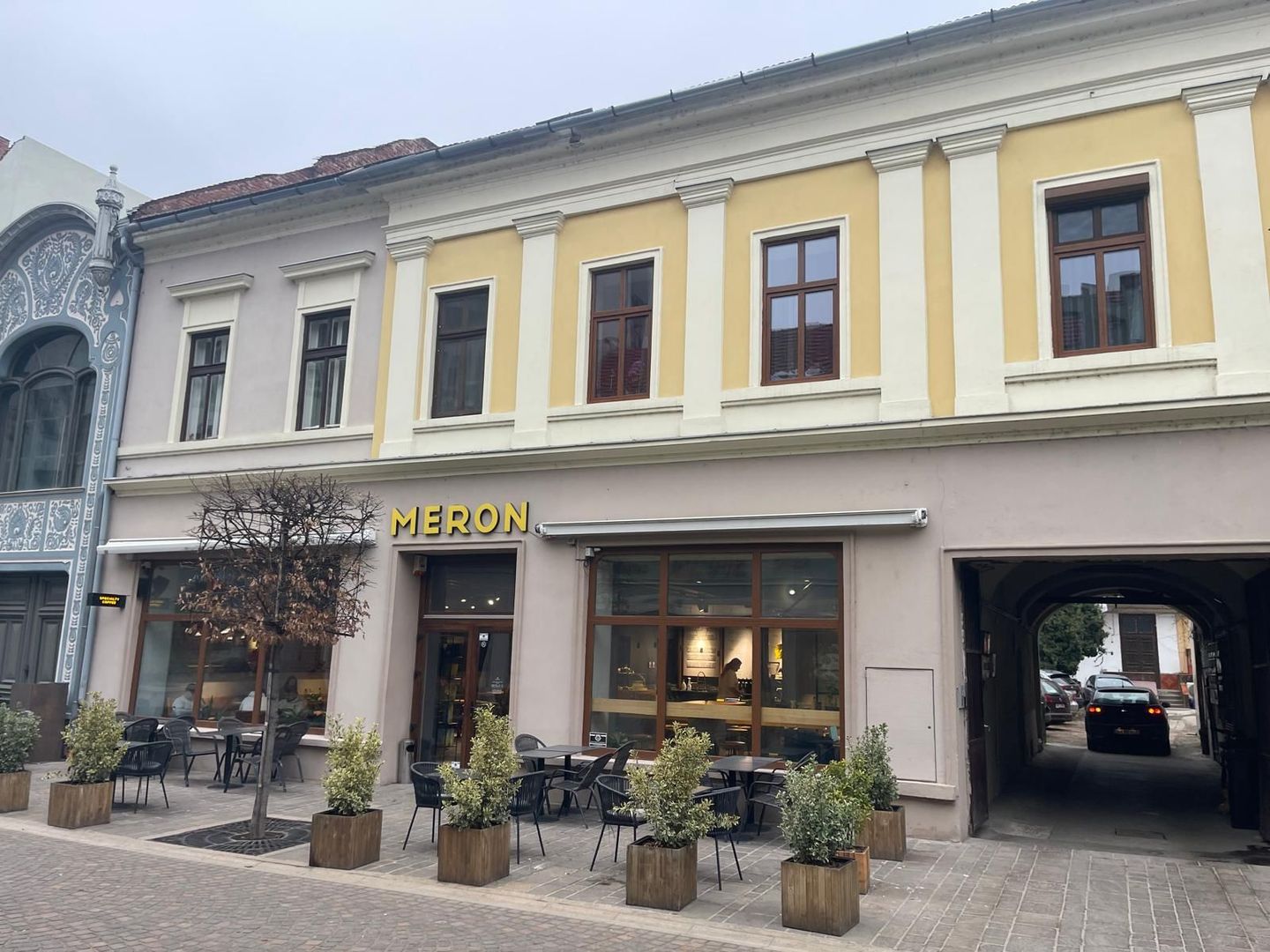 Apartament ultracentral, str V. Alecsandri, 110 mp utili. 174 900 E - Poză 1