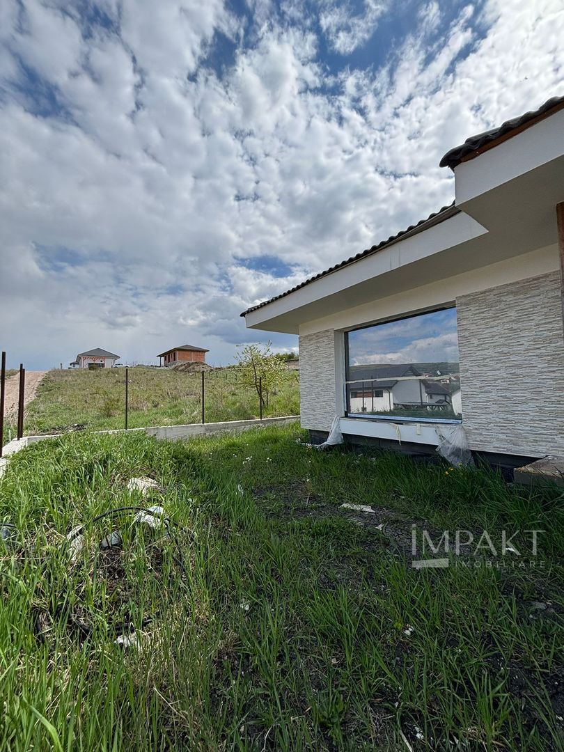Casa superba pe un singur nivel, situata in Chinteni, zona Profi! - Poză 6