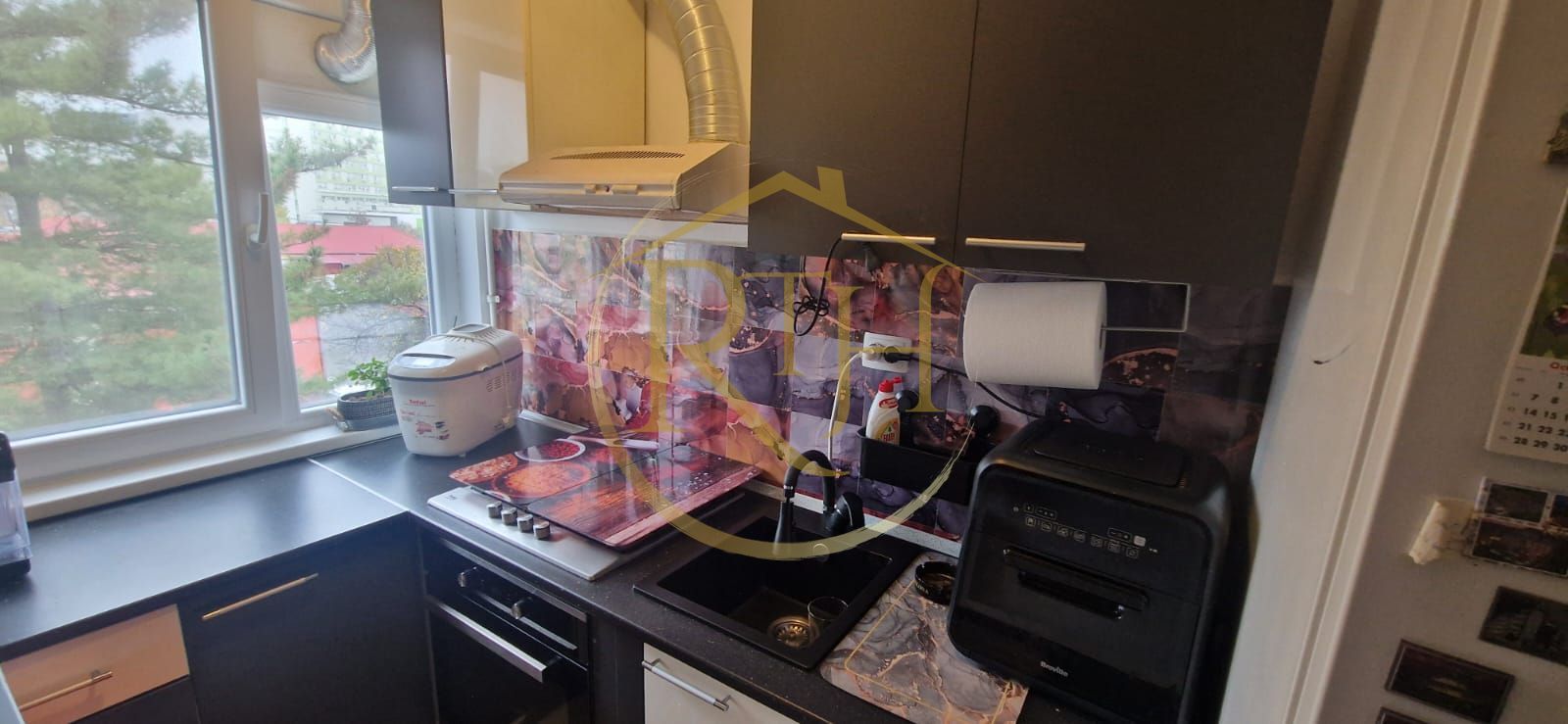 Vand apartament cu 4 camere in zona spitalul judetean,comision ,,0'' - Poză 13