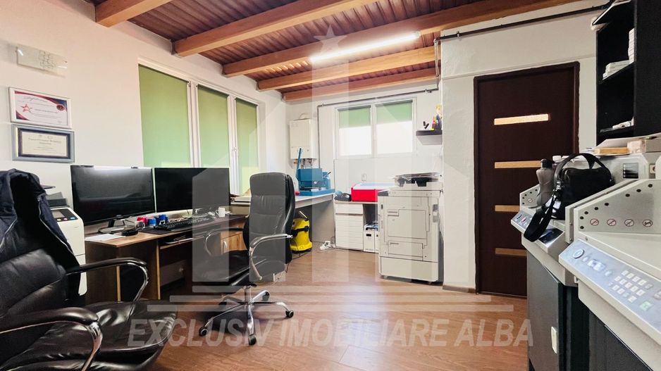 Aparament cu 3 camere, Centru, Bloc Nou - Poză 3