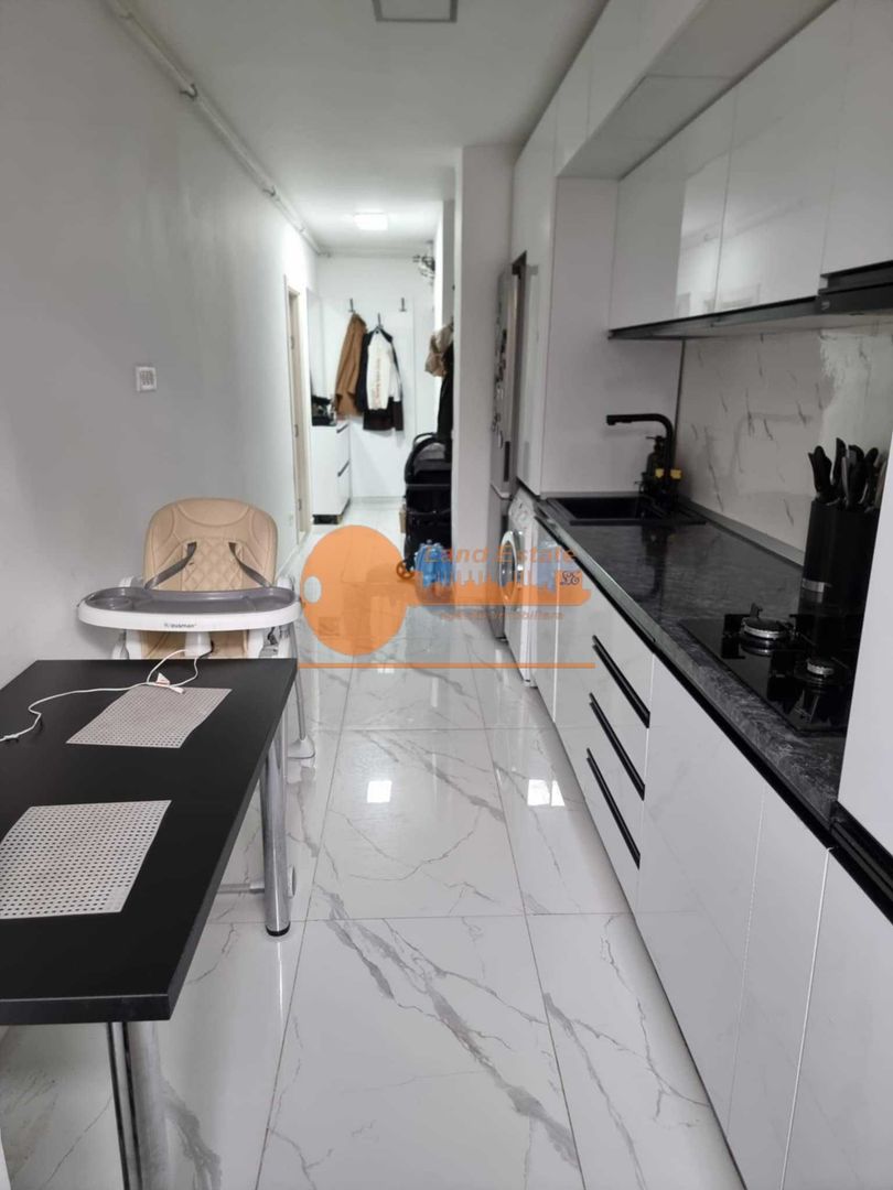 Apartament 3 Camere, Metrou Eroii Revolutiei - Poză 3