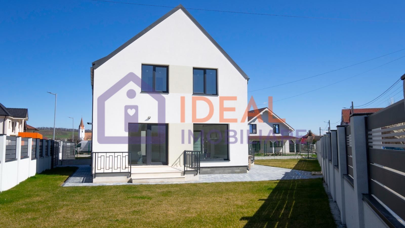 Casa Individuala Moderna cu 4 camere si 316 mp curte, in Cristian - Poză 1