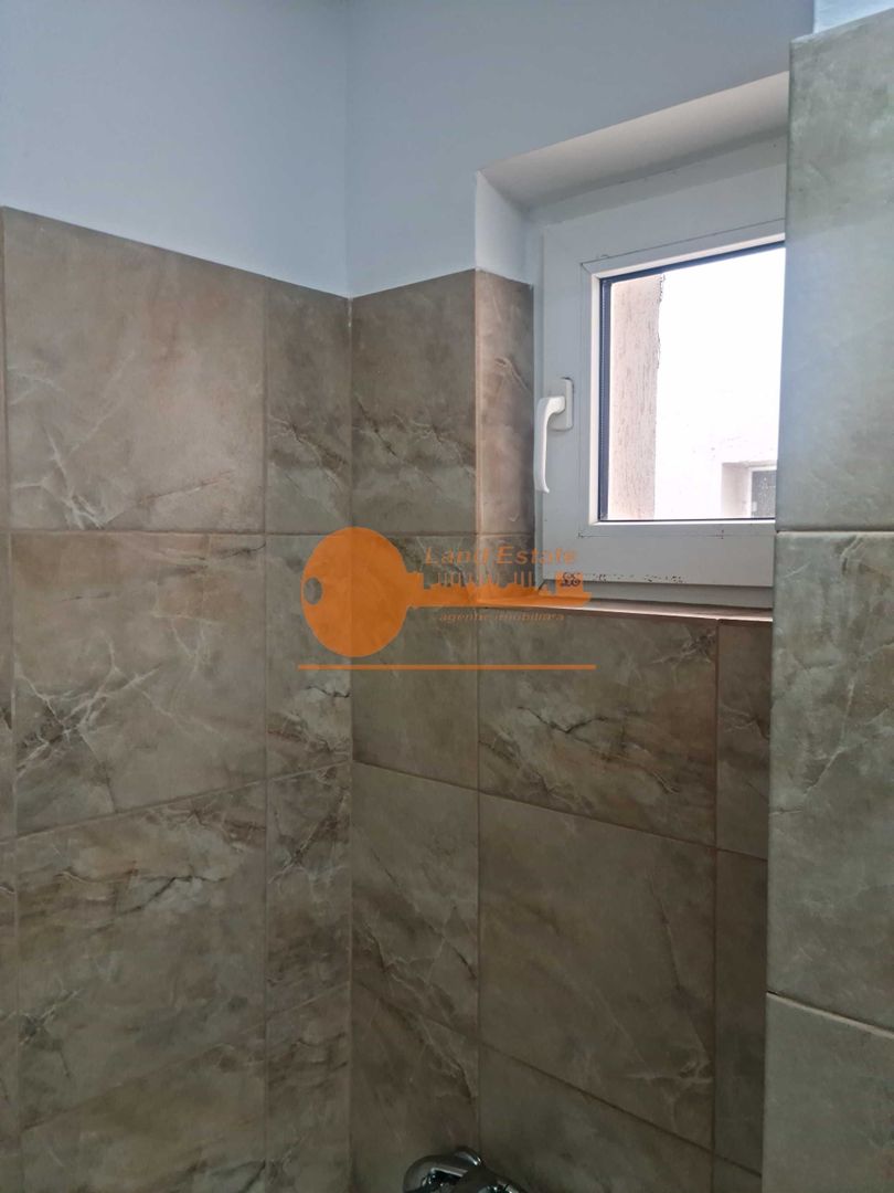Vânzare Apartament 2 Camere Piața Victoriei - Poză 7