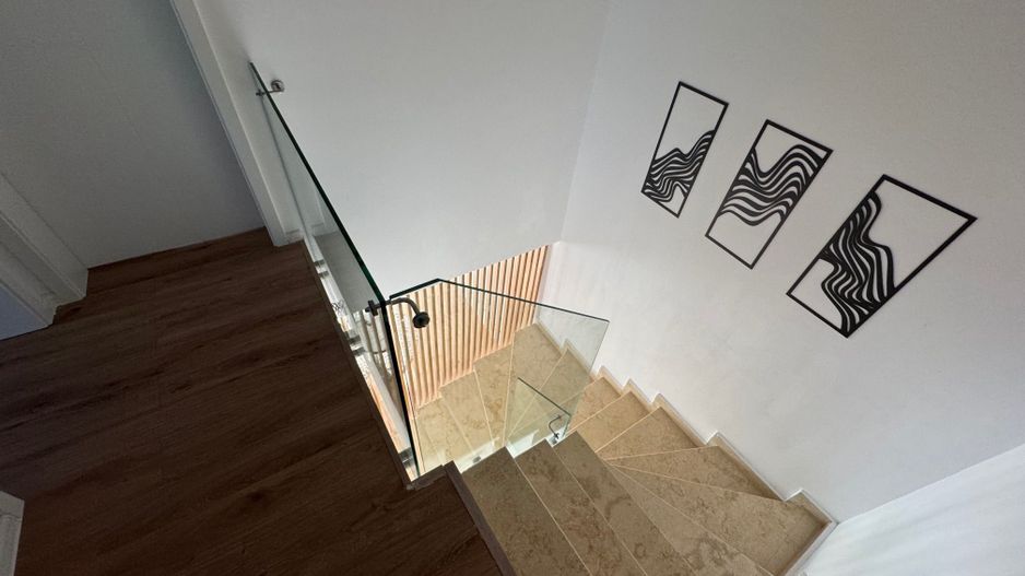 Apartament LUX 3 camere si CURTE Mega 23 august - Poză 8