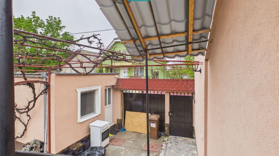 Casă la curte, 65 mp utili, 2 camere, curte mare - Poză 16