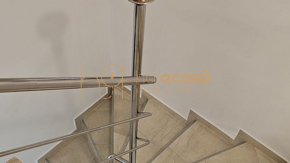 Casă / Vilă cu 8 camere de vânzare în Manastur, Cluj-Napoca - Poză 53