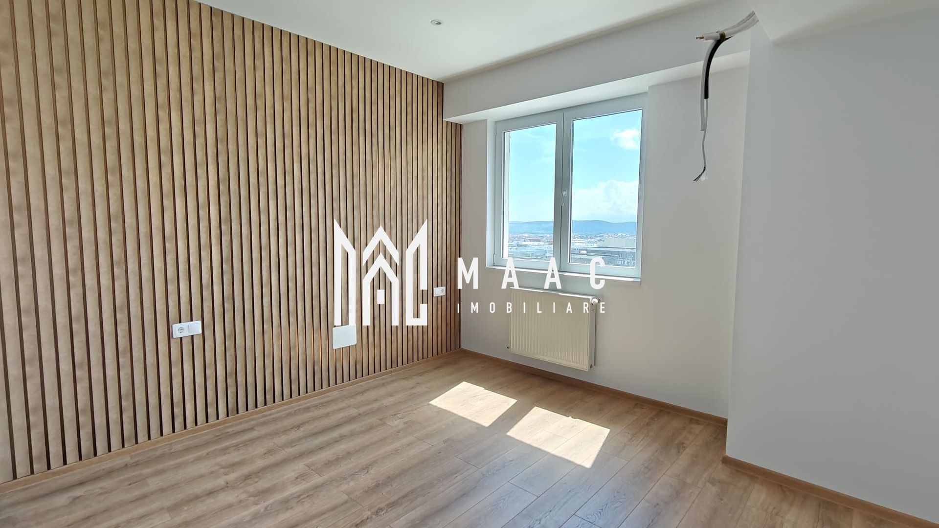 Apartament 2 camere I Etaj 13 I Lift I Parcare I Doamna Stanca - Poză 1