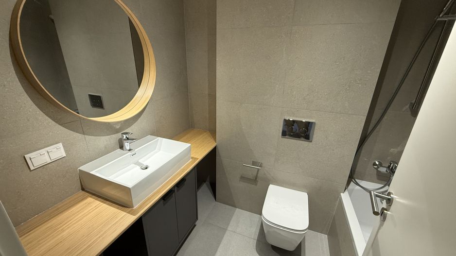 AP. 2 CAMERE- QUARTIER AZUGA, PARCARE SUBTERANA, CENTRALA, BLOC NOU - Poză 5
