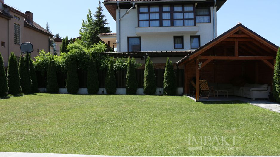 Vila cu sala de fitness, sauna, jacuzzi, zona de top - Andrei Muresanu - Poză 2