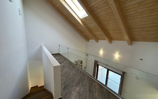 CASA SPATIOASA  CU GARAJ SI TEREN DE 600 MP - Poză 22