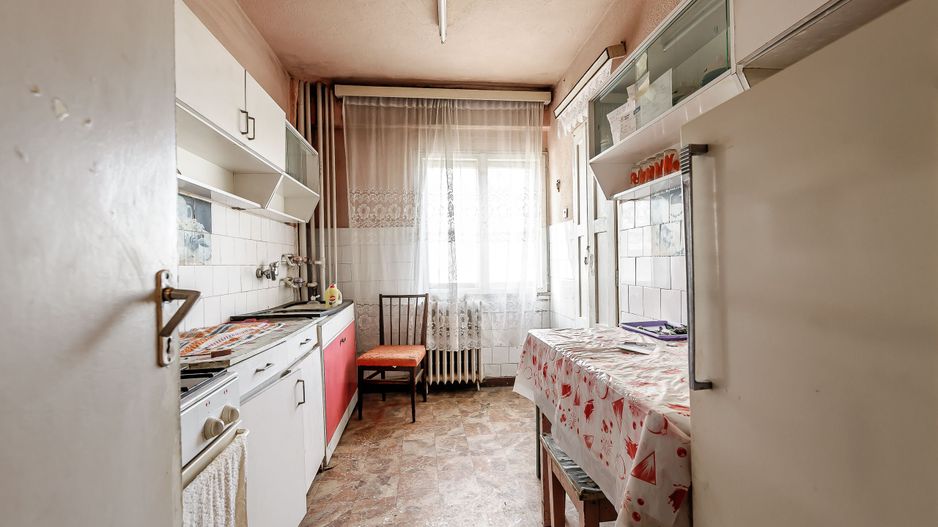 Apartament cu 2 camere spatios la etajul 3, Comision 0% - Poză 2