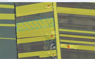 Teren 9969 mp, situat la E85, între două intrări pe autostrada A7 - Poză 1
