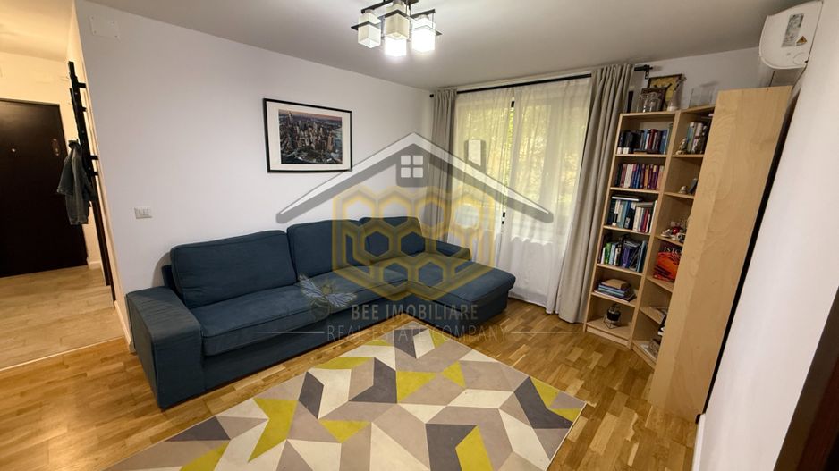 Apartament cu 3 camer, semidecomandat, in cartierul Rovine - Poză 1