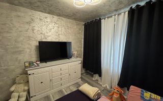 Etaj intermediar. Pozitie excelenta. Boxa in CF - Poză 10