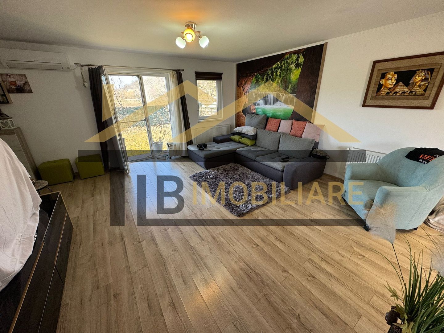 Casa cu 3 camere, 100mp, Zona Sangeorgiu de Mures - Poză 1