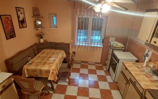Apartament 3 camere /PARTER/Focsani/72 mp/SCOALA 10 - Poză 1
