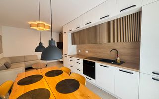 3 camere Avantgarden Tractorul - Poză 2