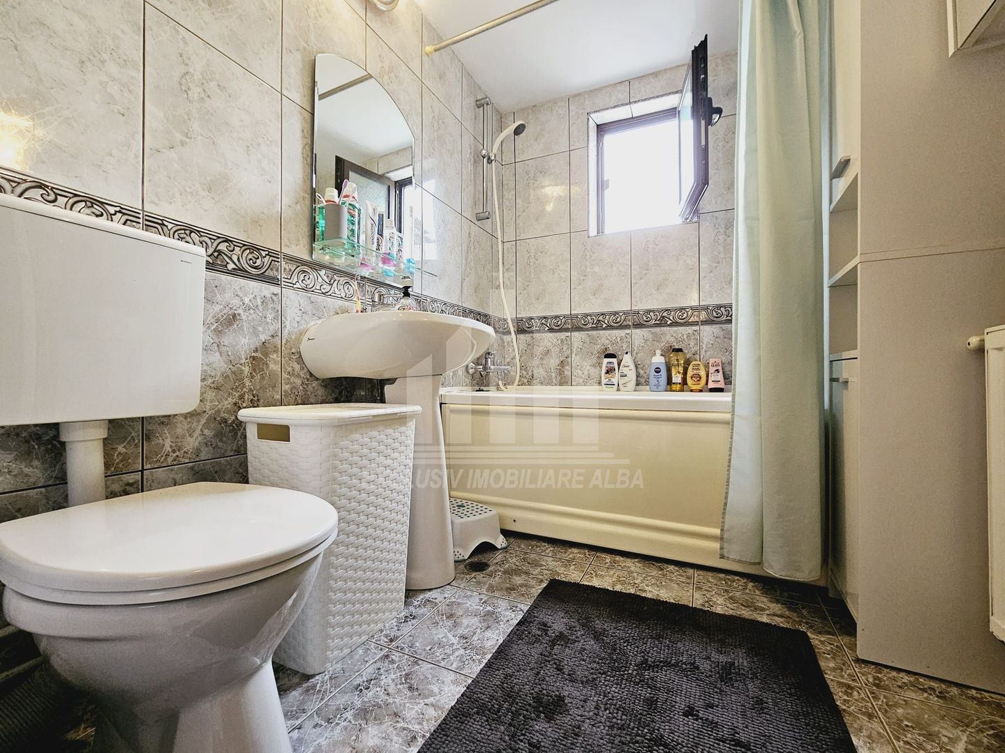 Apartament cu 3 camere decomandate, Cetate - Poză 7