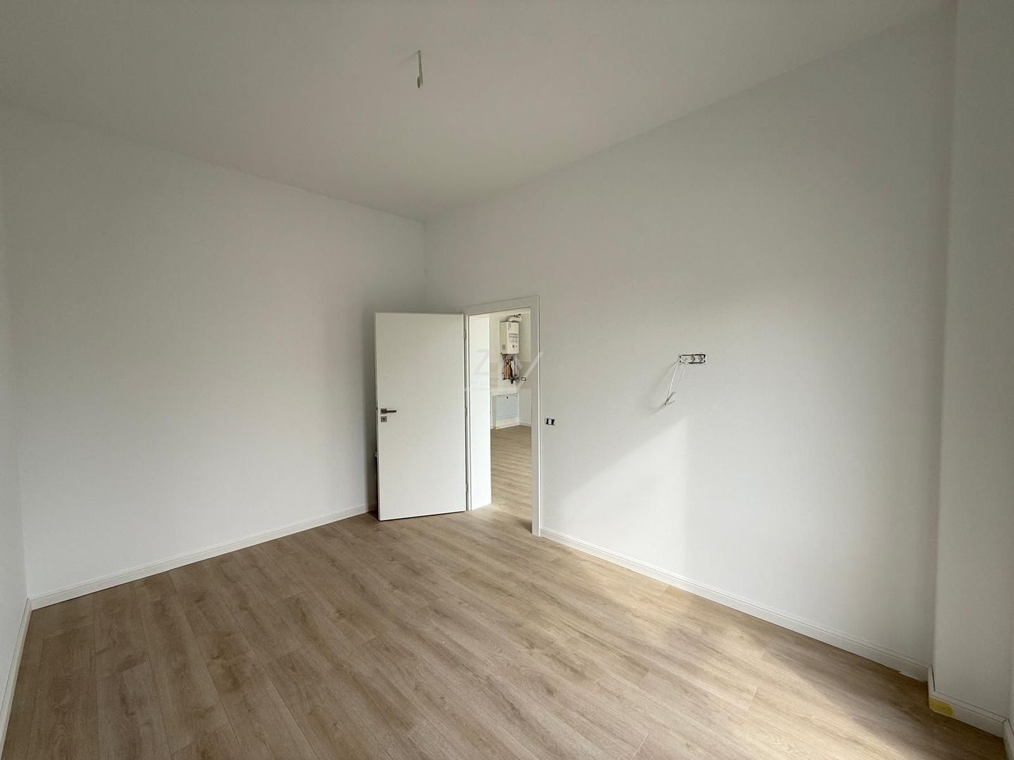 Bloc finalizat. Gradina proprie 25 mp. Loc de parcare. - Poză 7