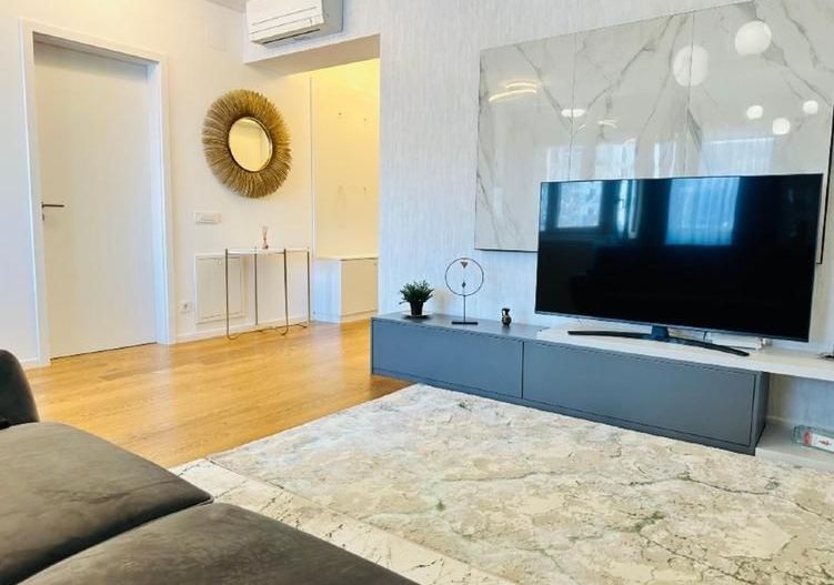 Apartament premium 2 camere Aviatiei Park, etaj 1, mobilat lux - Poză 2