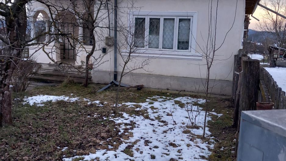 Casă de vânzare în centrul comunei Stâlpeni- Jud.Arges - Poză 6