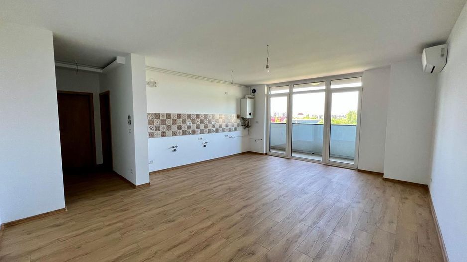 Apartament 2 camere, zona Soarelui-Stadion. - Poză 3