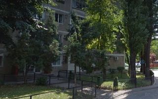 Apartament 3 camere. Bld. Brancoveanu. Aleea Covasna. Cu Centrala proprie. - Poză 2