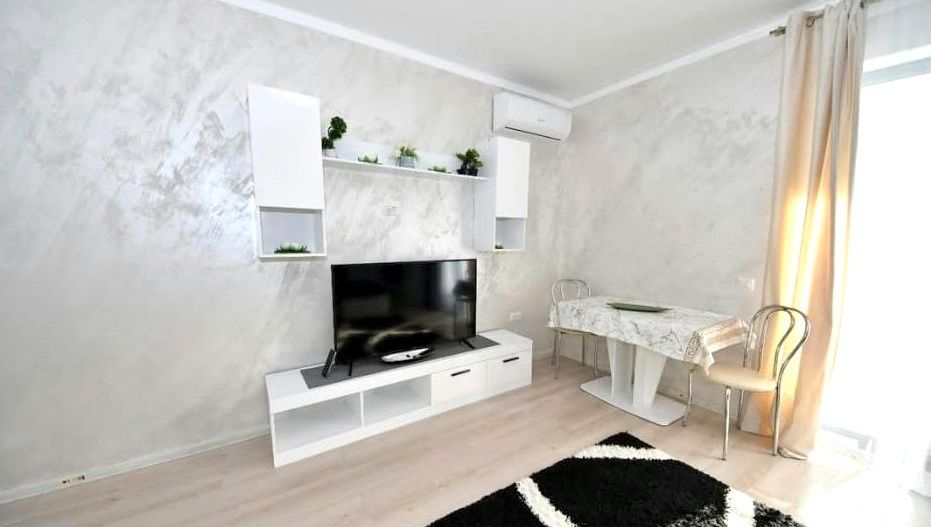 De inchiriat apartament 2 camere, bloc Flamingo, etaj 3, 500 euro - Poză 3