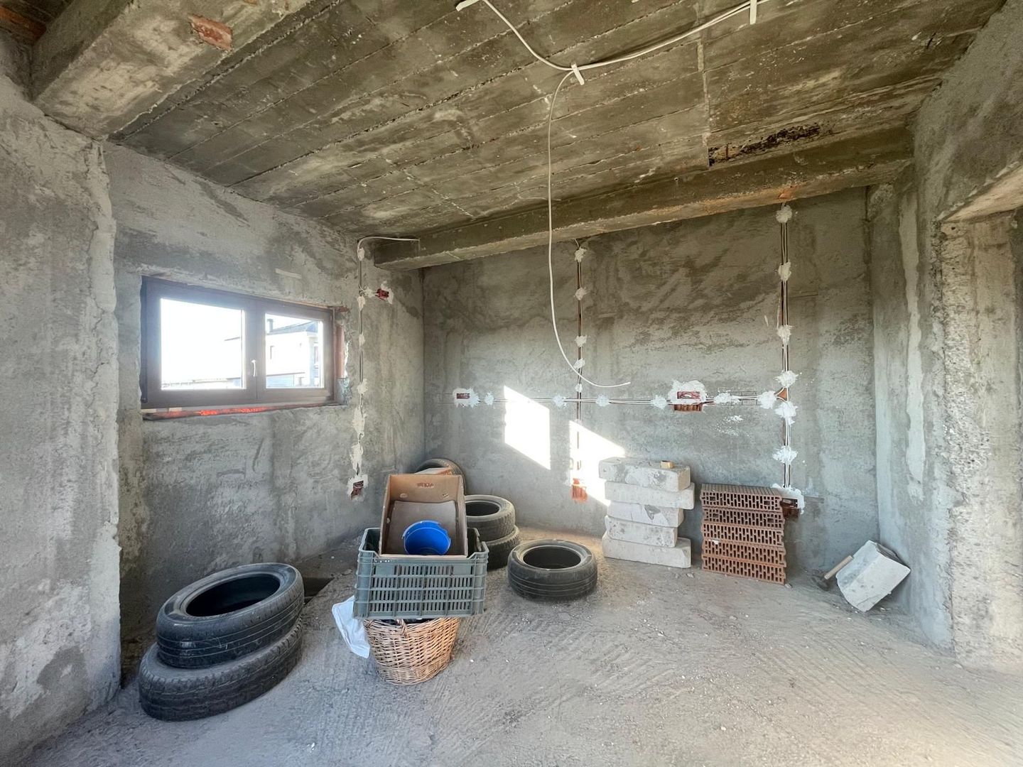 Casa Individuala la rosu - 157mp utili/864 teren Mosnita Noua - Poză 6