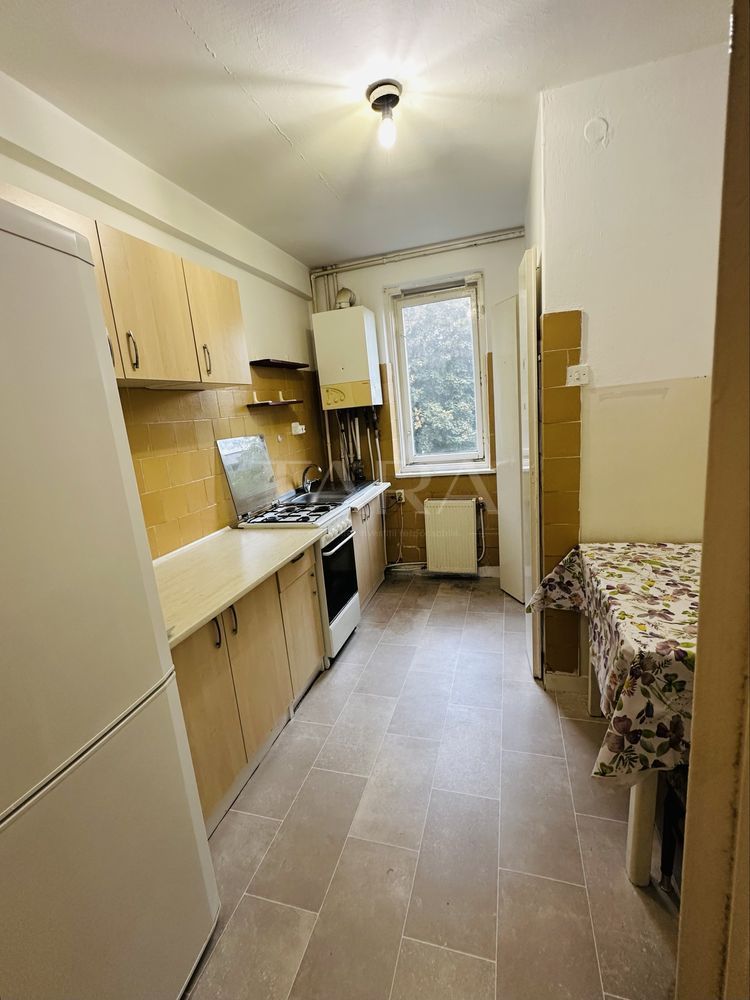Apartament cu 4 camere decomandate în Gheorgheni - Poză 1
